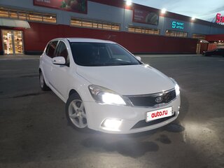 2010 Kia Ceed I, белый, 850000 рублей, вид 1