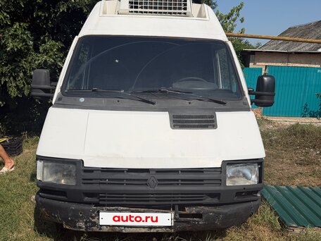 1995 Renault Trafic, белый, 350000 рублей, вид 1