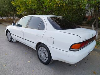 1994 Toyota Sprinter VII (E100), белый, 300000 рублей, вид 3