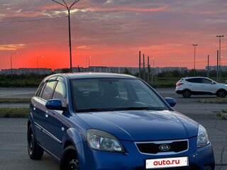 2010 Kia Rio II Рестайлинг, синий, 600000 рублей, вид 1