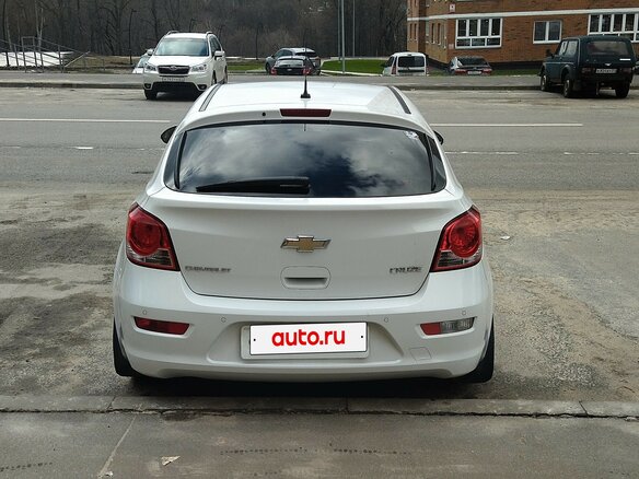 2013 Chevrolet Cruze I Рестайлинг, белый, 1000000 рублей - вид 3