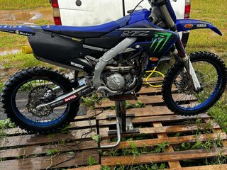 2021 Yamaha YZ250, синий, 503365 рублей, вид 2