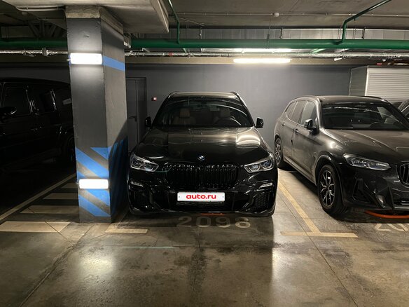 2019 BMW X5 40i IV (G05/G18), чёрный, 9000000 рублей - вид 12