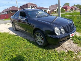 2000 Mercedes-Benz CLK-Класс 230 I (W208) Рестайлинг, чёрный, 500000 рублей, вид 3