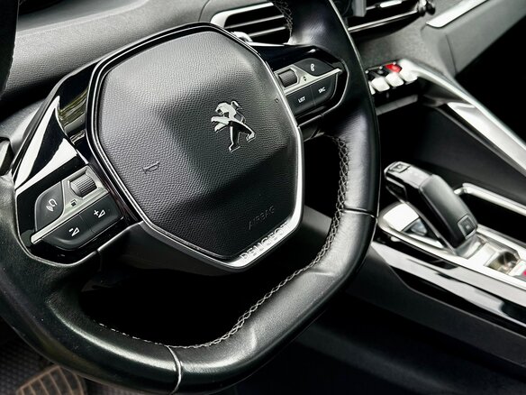 2018 Peugeot 5008 II, чёрный, 1950000 рублей - вид 11