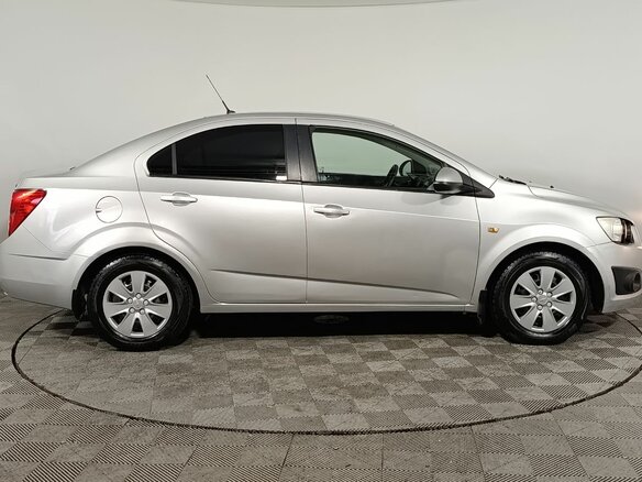 2012 Chevrolet Aveo II, серебристый, 570000 рублей - вид 7