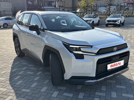 2026 Toyota RAV4 VI (XA60), белый, 4090000 рублей, вид 3