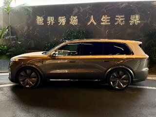 2026 Li Auto (Lixiang) L9 II, золотистый, 15000000 рублей, вид 3