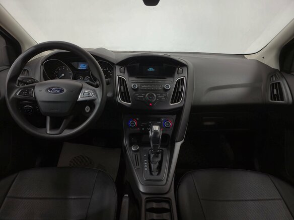 2017 Ford Focus III Рестайлинг, серебристый, 1290000 рублей - вид 9