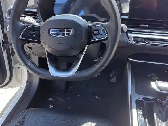 2022 Geely Emgrand II, белый, 980040 рублей - вид 9