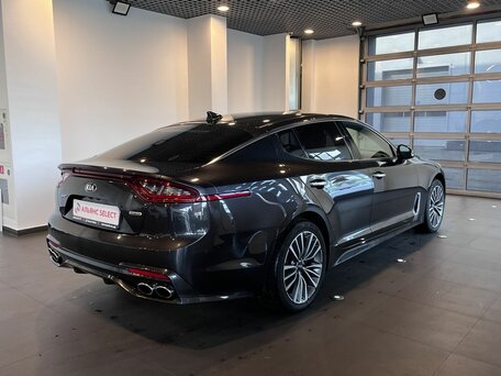 2019 Kia Stinger I, серый, 1980000 рублей, вид 3