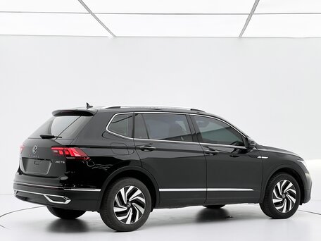 2023 Volkswagen Tiguan L II Рестайлинг (China Market), чёрный, 2370000 рублей, вид 2