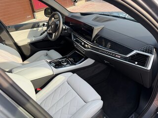 2025 BMW X5 40i IV (G05/G18) Рестайлинг, серый, 7400000 рублей, вид 5
