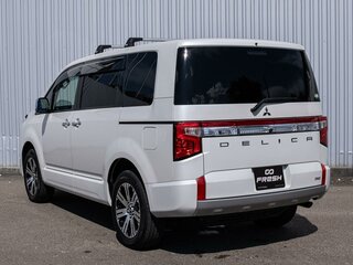 2019 Mitsubishi Delica D:5 I Рестайлинг, белый, 3749000 рублей, вид 2