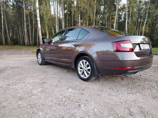 2018 Skoda Octavia III (A7) Рестайлинг, коричневый, 2250000 рублей, вид 1