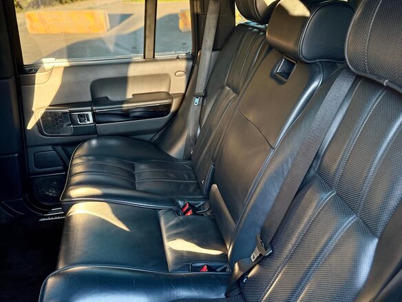 2010 Land Rover Range Rover III Рестайлинг 2, серый, 1800000 рублей - вид 21