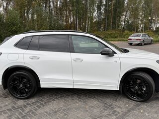 2024 Volkswagen Tiguan L Pro III (China Market), белый, 5300000 рублей, вид 3