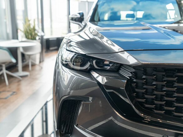 2025 Mazda CX-50, чёрный, 4725000 рублей - вид 1