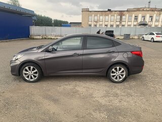 2011 Hyundai Solaris I, серый, 790000 рублей, вид 3