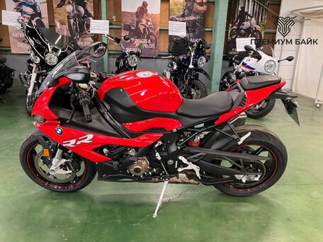 2020 BMW S 1000 RR, красный, 1627000 рублей, вид 2