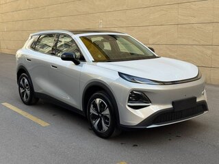 2026 Changan Qiyuan Q05 40.3 kWh II, серебристый, 2240000 рублей, вид 1