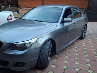 2008 BMW 5 серии 530i V (E60/E61) Рестайлинг, серый, 1200000 рублей, вид 3