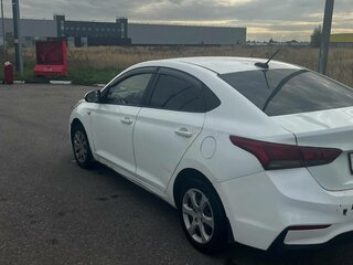 2018 Hyundai Solaris II, белый, 560000 рублей, вид 3