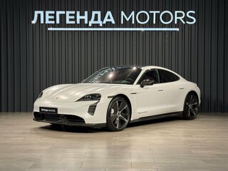Porsche Taycan Turbo I