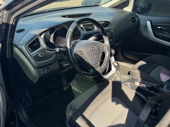 2013 Kia Ceed II, чёрный, 800000 рублей - вид 6