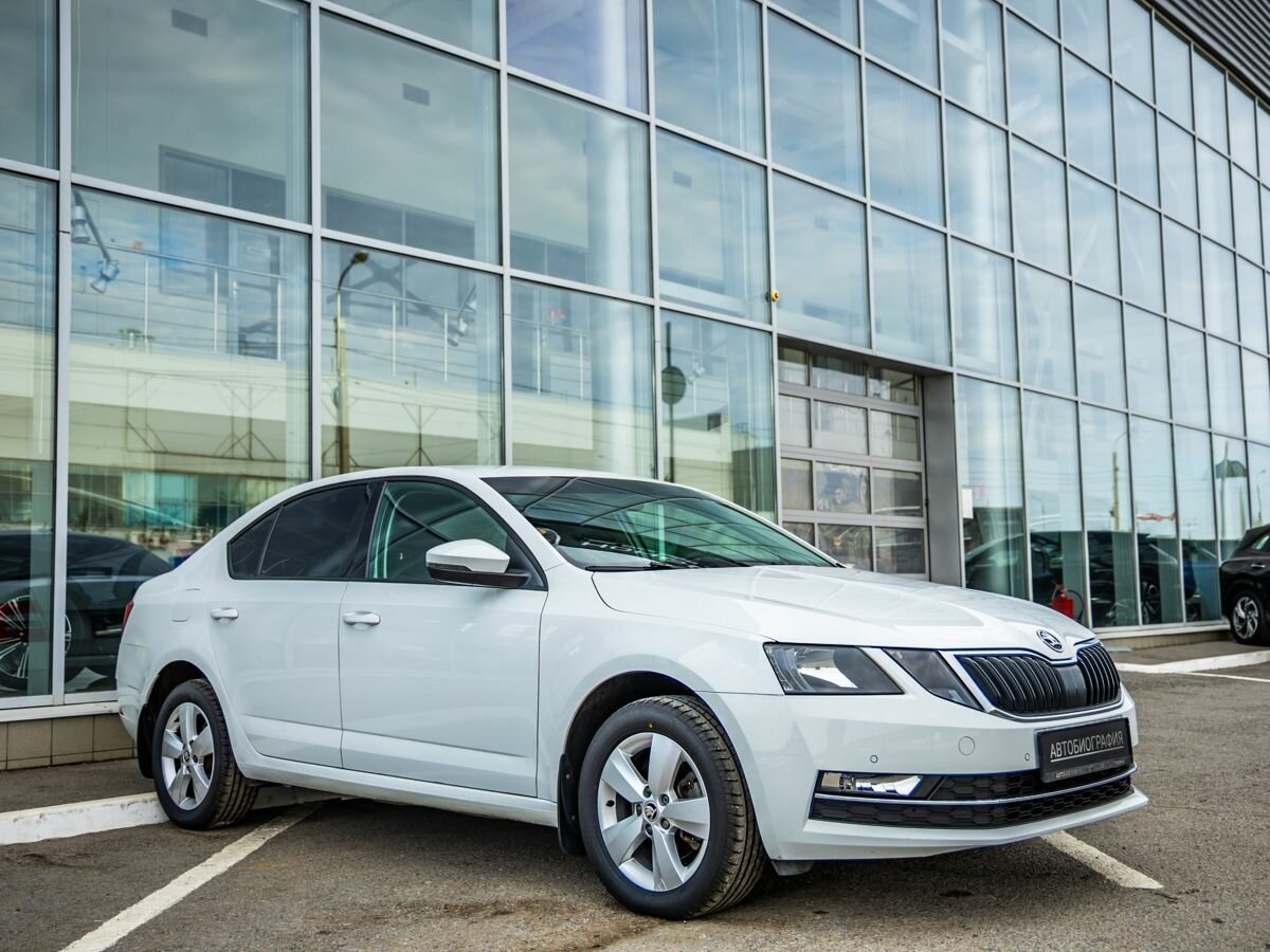Открыть фотографии: Skoda Octavia III (A7) Рестайлинг