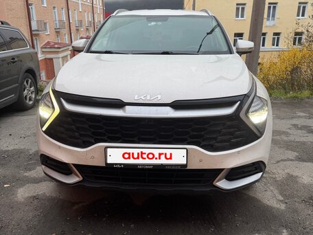 2022 Kia Sportage V, белый, 2950000 рублей, вид 1