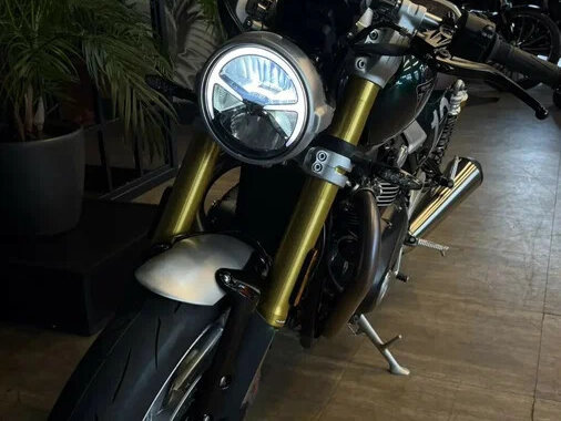2026 Triumph Speed Twin, зелёный, 2560000 рублей - вид 7