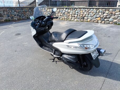 2011 Yamaha Majesty 400, белый, 360000 рублей, вид 5