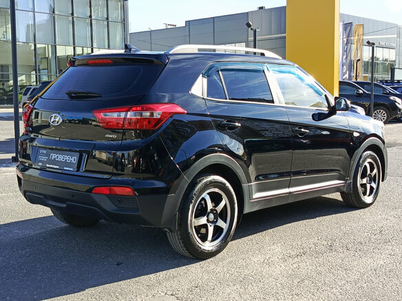2020 Hyundai Creta I Рестайлинг, чёрный, 1750000 рублей - вид 4