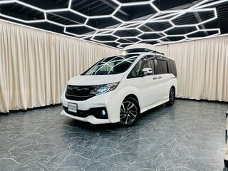2016 Honda Stepwgn Spada V, белый, 2099000 рублей, вид 1