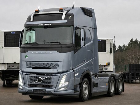 2026 Volvo FH, красный, 22271521 рублей, вид 2
