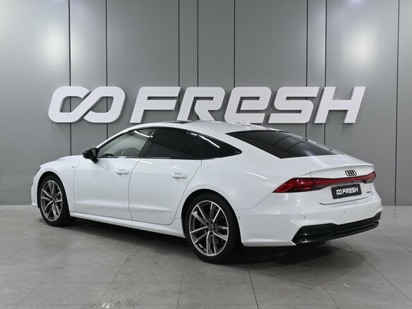 2021 Audi A7 55 TFSI II (4K), белый, 6599000 рублей - вид 1