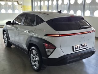 2023 Hyundai Kona II (SX2), белый, 1990099 рублей, вид 4