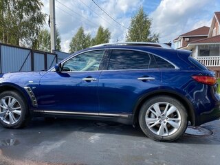 2014 Infiniti QX70, синий, 2200000 рублей, вид 3