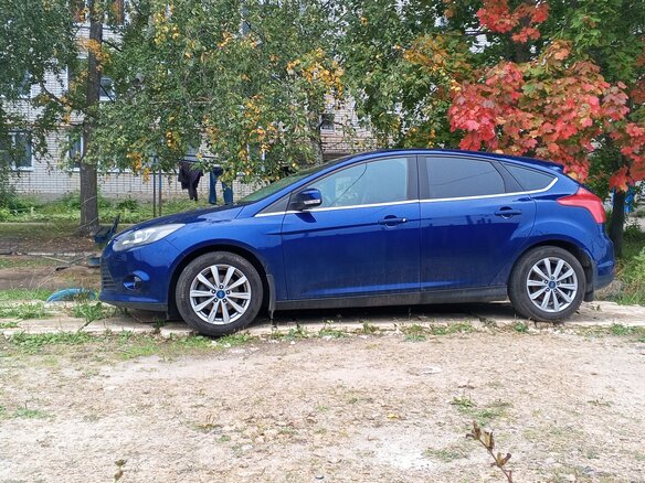 2014 Ford Focus III, синий, 700000 рублей - вид 13