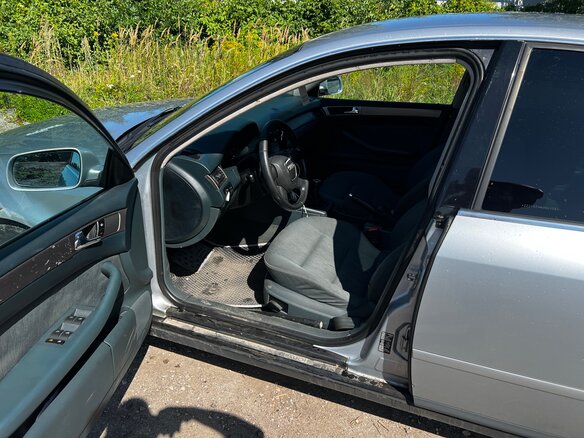 1997 Audi A6 II (C5), серебристый, 400000 рублей - вид 6