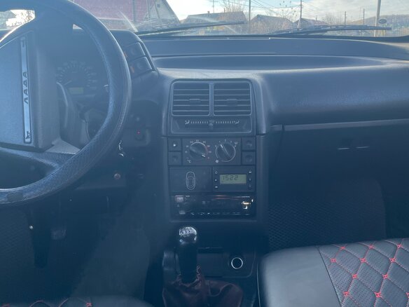 2005 Lada (ВАЗ) 2110, красный, 180000 рублей - вид 8