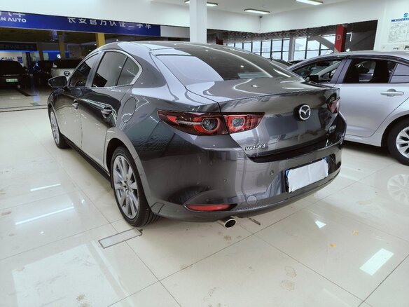 2023 Mazda 3 Axela IV (BP), серый, 1590000 рублей - вид 5