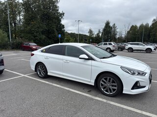 2019 Hyundai Sonata VII (LF) Рестайлинг, белый, 1650000 рублей, вид 2