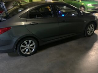 2011 Hyundai Solaris I, серый, 850000 рублей, вид 2