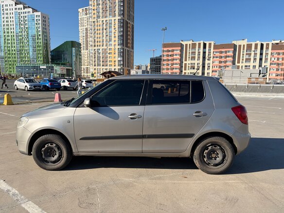 2008 Skoda Fabia II, серый, 480000 рублей - вид 3