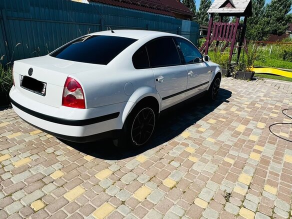 2003 Volkswagen Passat B5 Рестайлинг, белый, 450000 рублей - вид 3