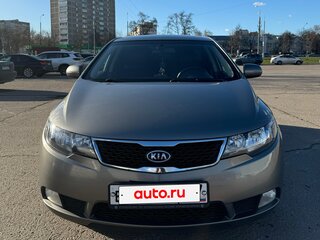 2012 Kia Cerato 6-speed II, серебристый, 795000 рублей, вид 2
