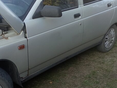 2005 Lada (ВАЗ) 2110, белый, 125000 рублей, вид 2