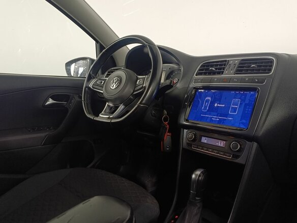 2020 Volkswagen Polo V Рестайлинг, серый, 1040000 рублей - вид 11